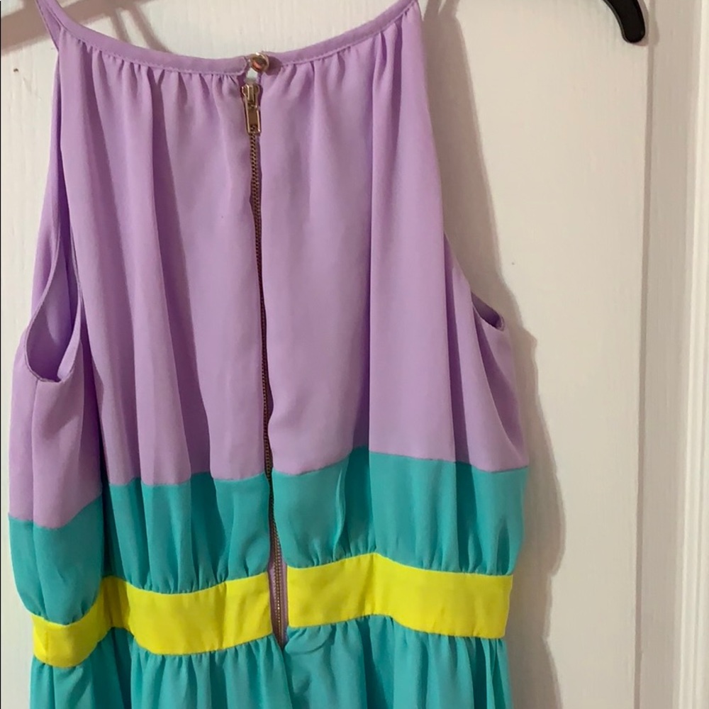 Dress - Picture 5 of 5